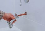 how to replace a bathtub faucet