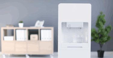 how does a water dispenser work