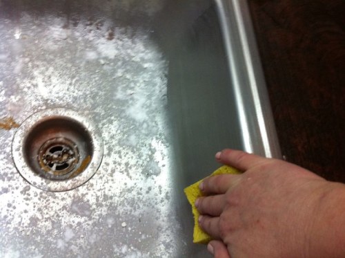 When to choose a stainless steel sink
